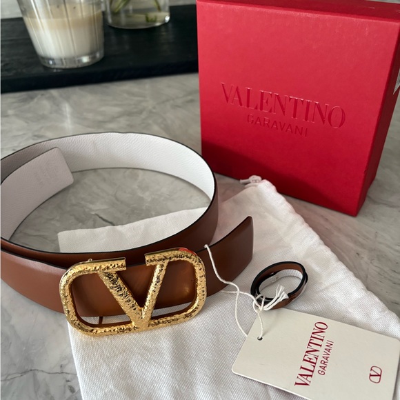 Valentino Tan/white Leather Belt with Gold hammered Logo Buckle - Picture 3 of 11